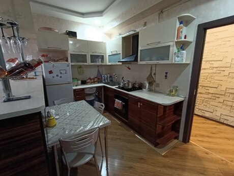 2 otaqlı mənzil, 61 m², Həzi Aslanov: 160 000 ₼ 4