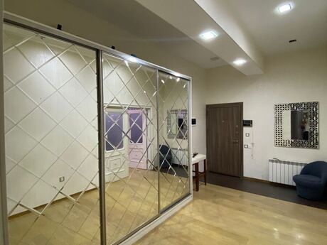 Elan №6230386 - Bakı, Yasamal q., 3 otaqlı, 150 m², 3/17 mərtəbə