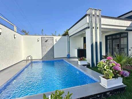 4 otaqlı həyət evi/bağ evi - Mərdəkan q. - 140 m²