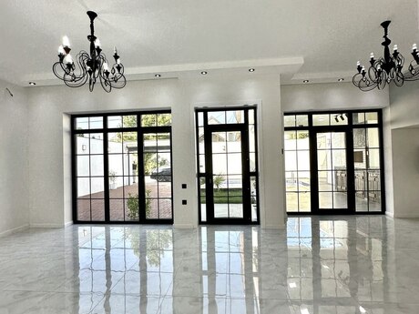 4 otaqlı həyət evi/bağ evi - Mərdəkan q. - 140 m²