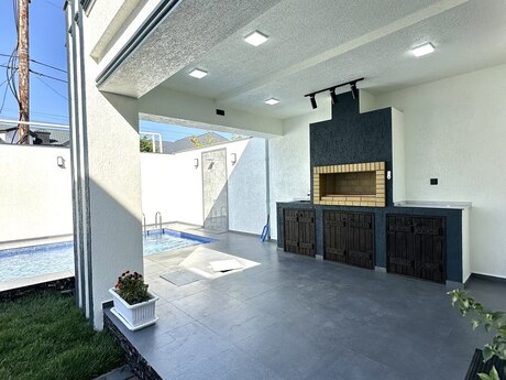 4 otaqlı həyət evi/bağ evi - Mərdəkan q. - 140 m²
