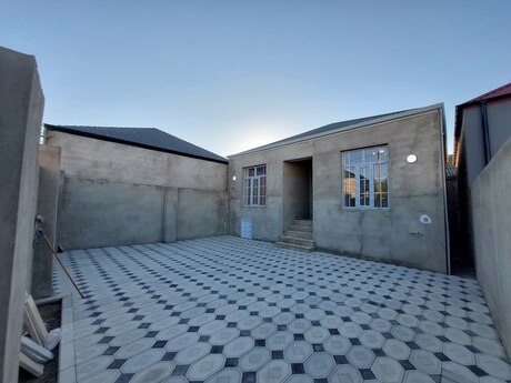 4 otaqlı həyət evi, 100 m², Binə: 75 000 ₼ 2