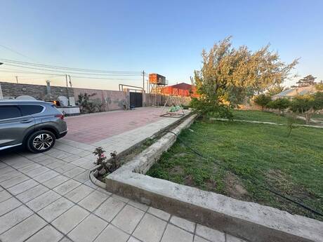 5 otaqlı həyət evi/bağ evi - Albalılıq q. - 150 m²
