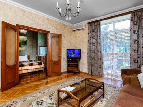 3-комн. вторичка - м. Ичеришехер - 70 м²