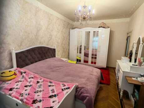 3-комн. вторичка - пос. 9-й мкр - 80 м²