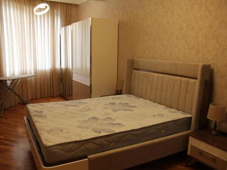 3 otaqlı yeni tikili - Nəsimi r. - 155 m²