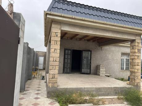 3 otaqlı həyət evi/bağ evi - Sabunçu r. - 180 m²