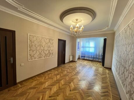 2 otaqlı köhnə tikili - Memar Əcəmi m. - 45 m²