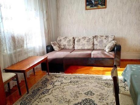2 otaqlı köhnə tikili - Elmlər Akademiyası m. - 60 m²