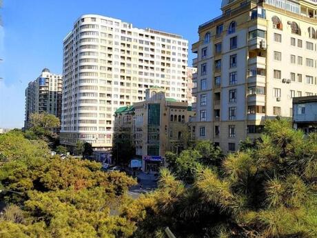 Elan №6231602 - Bakı, Elmlər Akademiyası m., 2 otaqlı, 60 m², 4/5 mərtəbə
