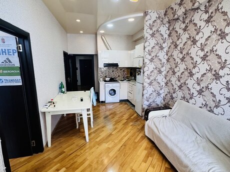 2-room apartment, 69 m², Qara Qarayev: 215 000 ₼ 2