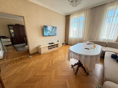 Elan №6099308 - Bakı, İçəri Şəhər m., 3 otaqlı, 86 m², 4/4 mərtəbə