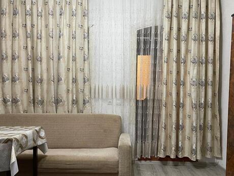 Elan №6231995 - Bakı, 28 May m., 1 otaqlı, 45 m², 1/2 mərtəbə