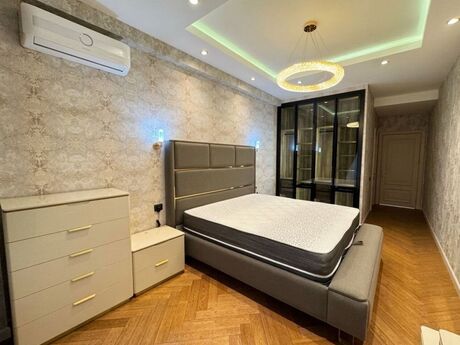 3 otaqlı mənzil, 123 m², Renessans Palace: 630 000 ₼ 3