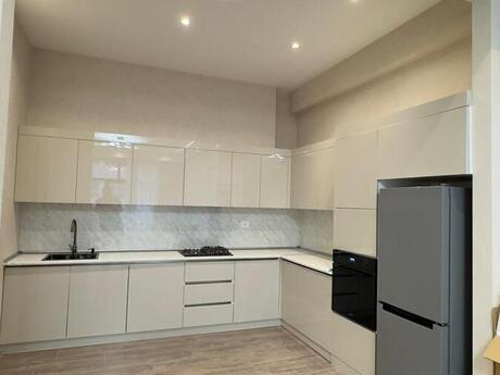Elan №6232876 - Bakı, 28 May m., 2 otaqlı, 92 m², 3/18 mərtəbə