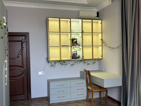 6 otaqlı həyət evi, 300 m², Bakıxanov: 668 000 ₼ 2