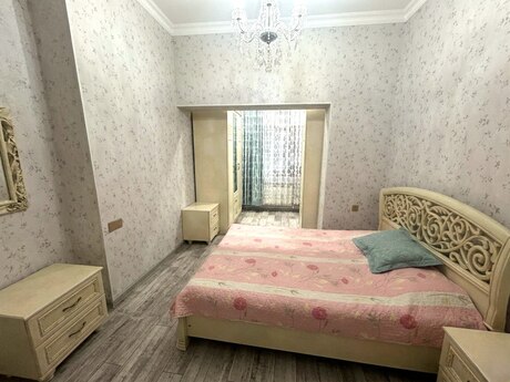 3 otaqlı köhnə tikili - Nizami m. - 65 m²
