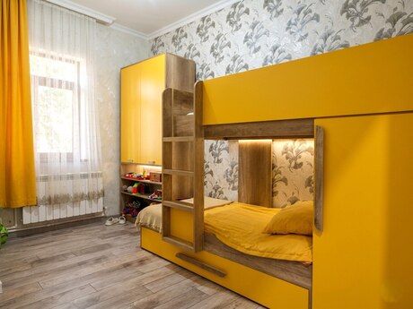 3 otaqlı köhnə tikili - Nizami m. - 65 m²