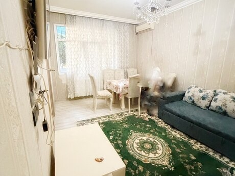 Объявление №6232979 - Баку, м. Мемар Аджеми, 2-комн., 55 м², 1/5 этаж