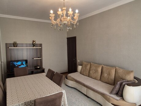 Elan №6233059 - Bakı, 9-cu mikrorayon q., 2 otaqlı, 65 m², 8/9 mərtəbə