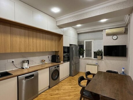 3 otaqlı mənzil, 143 m², Nəriman Nərimanov: 395 000 ₼ 4