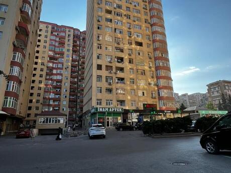 Elan №6233178 - Bakı, İnşaatçılar m., 2 otaqlı, 80 m², 16/18 mərtəbə