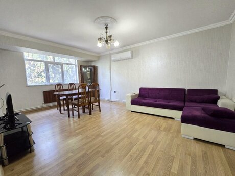 3 otaq · 78 m² · 2/9 mərtəbə, Azadlıq Prospekti