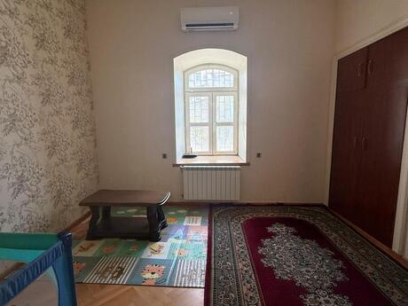 4 otaqlı köhnə tikili - Nizami m. - 120 m²