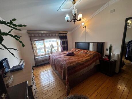 3 otaqlı mənzil, 110 m², 8 Noyabr: 179 000 ₼ 2