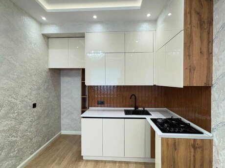 Elan №6233578 - Bakı, Qara Qarayev m., 2 otaqlı, 75 m², 15/17 mərtəbə