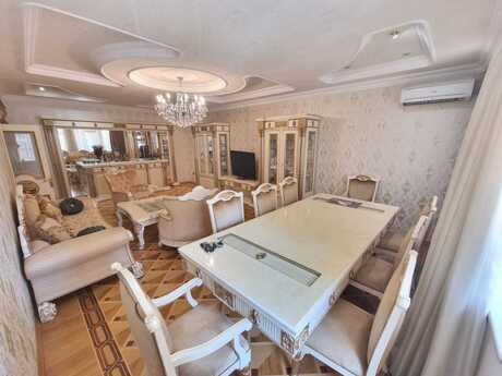 4 otaqlı mənzil, 193 m², 28 May: 500 000 ₼ 5