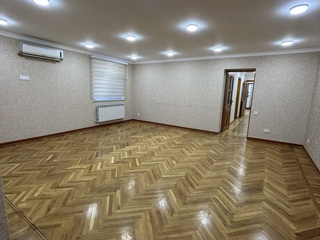 3-комн. офис - м. Гянджлик - 110 м²