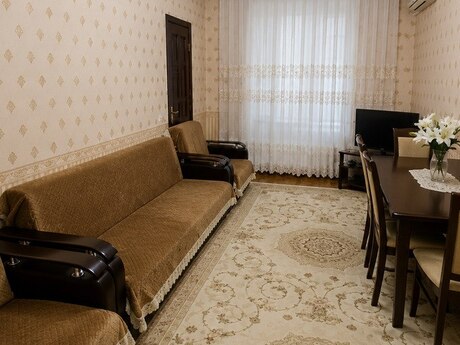 Elan №6233912 - Bakı, Xalqlar Dostluğu m., 2 otaqlı, 65 m², 7/9 mərtəbə