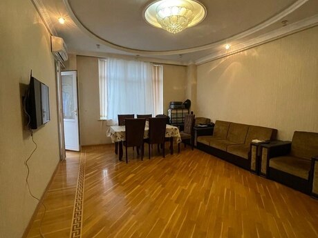 м. Ази Асланов