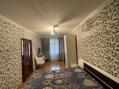 4 otaqlı mənzil, 100 m², Xalqlar Dostluğu: 185 000 ₼ 5