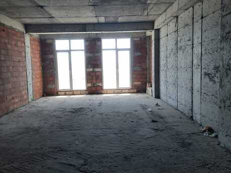4 otaqlı mənzil, 215 m², 28 May: 592 000 ₼ 5