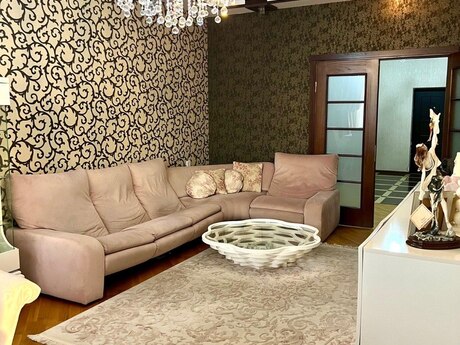3 otaqlı mənzil, 119 m², İnşaatçılar: 330 000 ₼ 3