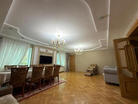4-room apartment, 133 m², Bakıxanov: 330 000 ₼ 2