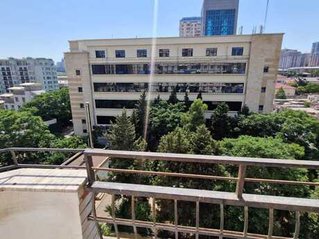 Elan №6234959 - Bakı, Nizami m., 4 otaqlı, 200 m², 6/17 mərtəbə