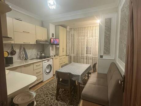 4-комн. вторичка - Хатаинский р. - 120 м²