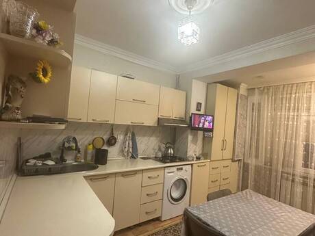 4-комн. вторичка - Хатаинский р. - 120 м²