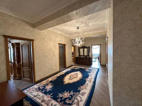 Kirayə 4 otaqlı mənzil, 240 m², Elmlər Akademiyası: 1 300 ₼/ay 5