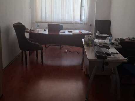 Elan №6235182 - Bakı, Memar Əcəmi m., 130 m²