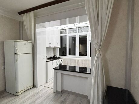 2-комн. вторичка - м. Ази Асланов - 40 м²