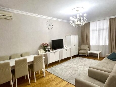 Elan №6235682 - Bakı, Xalqlar Dostluğu m., 2 otaqlı, 60 m², 4/5 mərtəbə