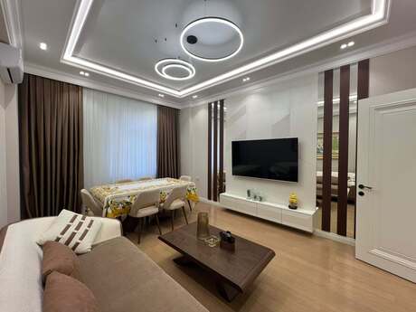 Kirayə 2 otaqlı mənzil, 90 m², Renessans Palace: 2 000 ₼/ay 5