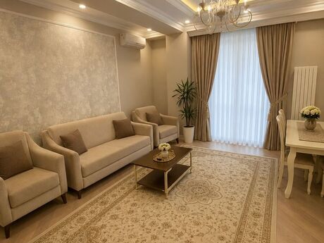 Elan №6235755 - Bakı, Ağ şəhər q., 3 otaqlı, 132 m², 4/6 mərtəbə