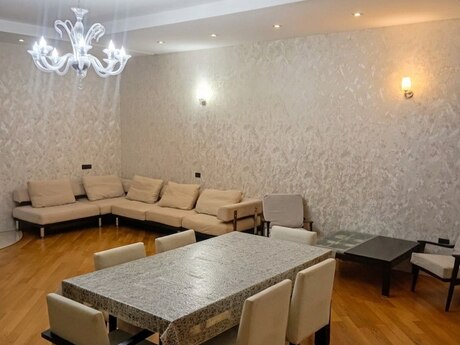 Elan №6235829 - Bakı, 8 Noyabr m., 3 otaqlı, 171 m², 5/16 mərtəbə