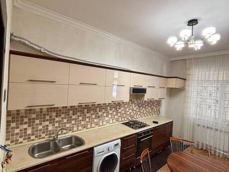 Elan №6235874 - Bakı, Elmlər Akademiyası m., 3 otaqlı, 102 m², 4/16 mərtəbə