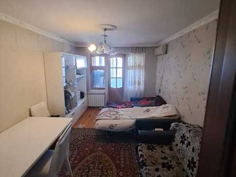 2 otaqlı köhnə tikili - Neftçilər m. - 52 m²